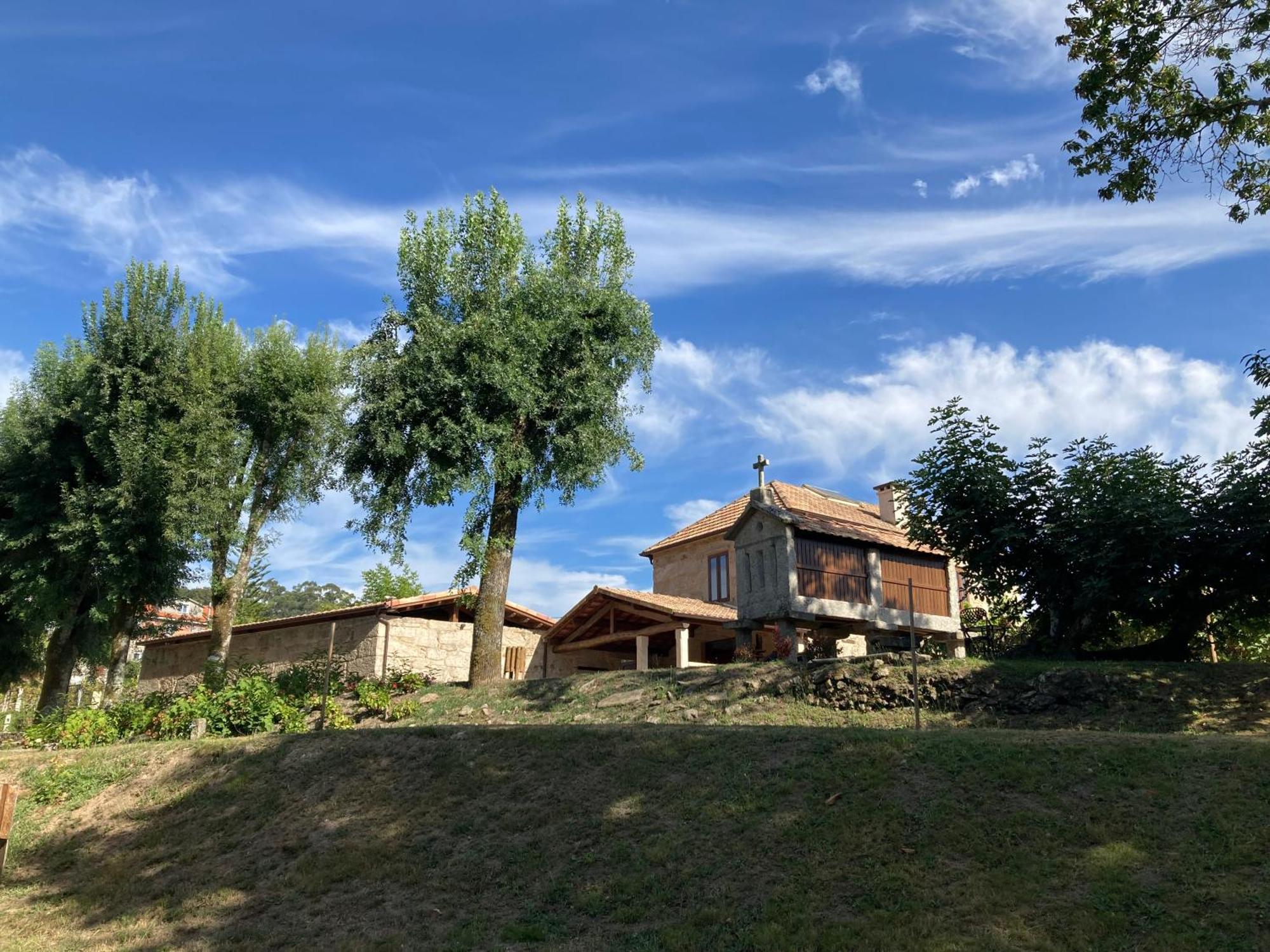 Eido Do Rei - Hospedaxe Rural Hotel Ponteareas Exterior photo